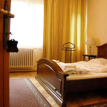Kastelyszallo Mateszalka Bed & Breakfast Exterior photo