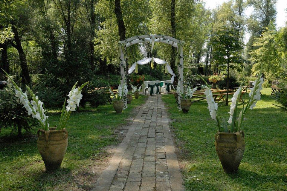 Kastelyszallo Mateszalka Bed & Breakfast Exterior photo